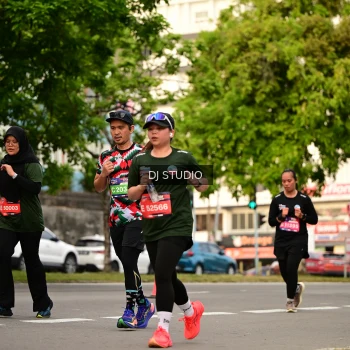 Runner Photo 4155672