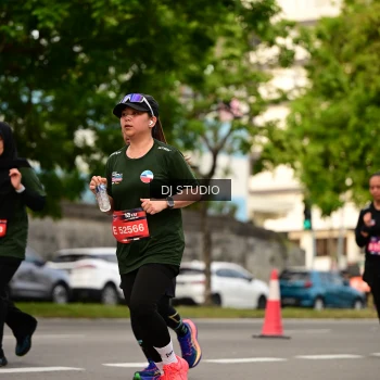 Runner Photo 4155680