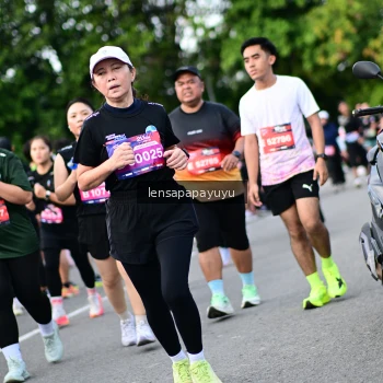 Runner Photo 4155700