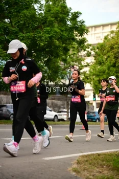 Runner Photo 4155705