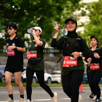 Runner Photo 4155736