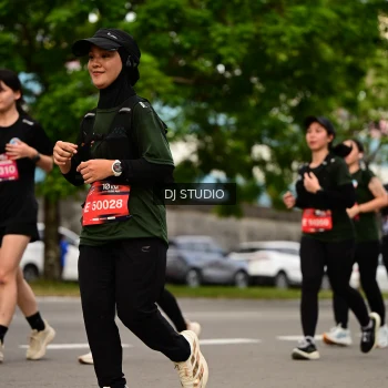 Runner Photo 4155748