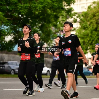 Runner Photo 4155752