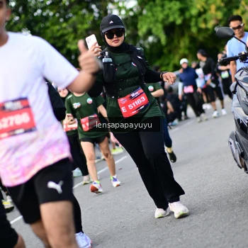 Runner Photo 4155756