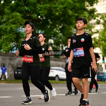 Runner Photo 4155758