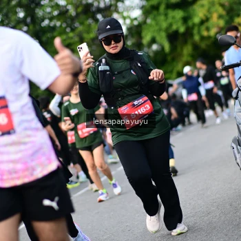 Runner Photo 4155762