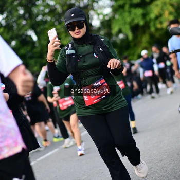 Runner Photo 4155773