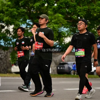 Runner Photo 4155785