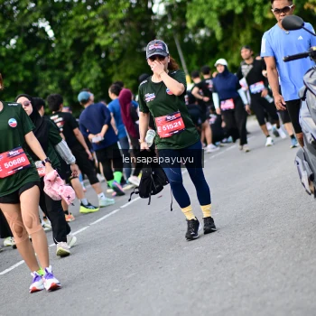 Runner Photo 4155786