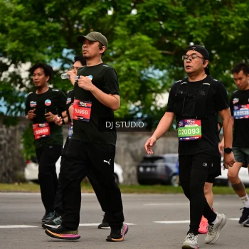 Runner Photo 4155793