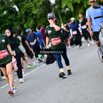 Runner Photo 4155800