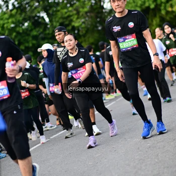 Runner Photo 4155814