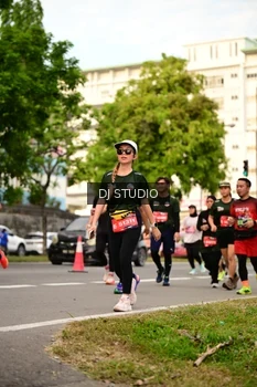 Runner Photo 4155842