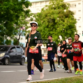 Runner Photo 4155848