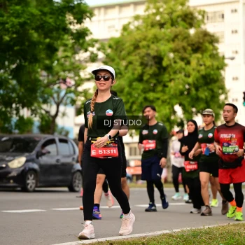 Runner Photo 4155855
