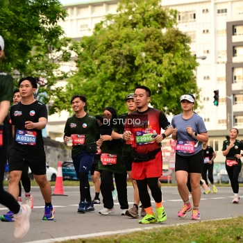 Runner Photo 4155857