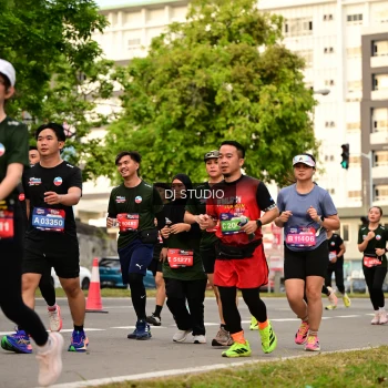 Runner Photo 4155860