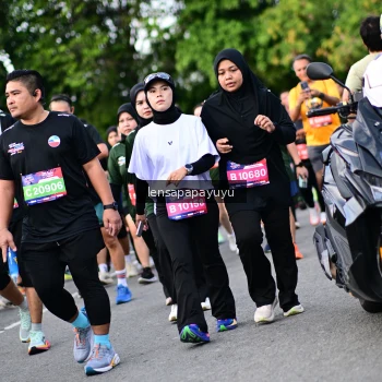Runner Photo 4155872