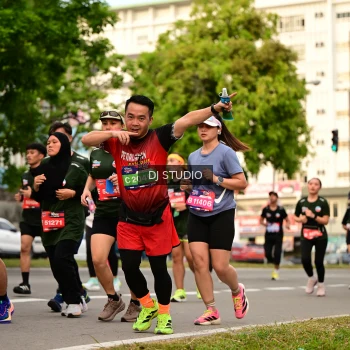 Runner Photo 4155873