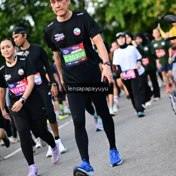 Runner Photo 4155877