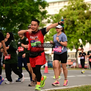 Runner Photo 4155878