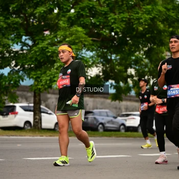 Runner Photo 4155894