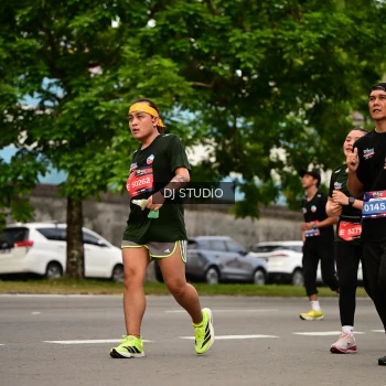 Runner Photo 4155899