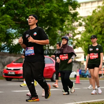 Runner Photo 4155902