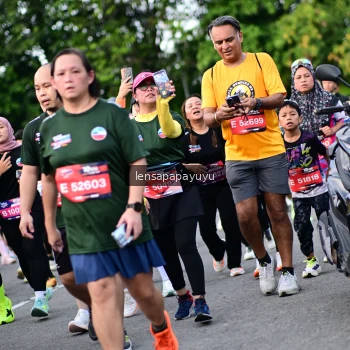 Runner Photo 4155903