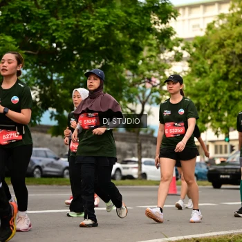 Runner Photo 4155906