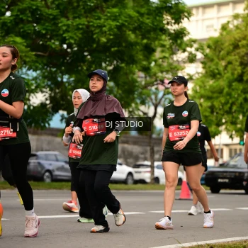 Runner Photo 4155908