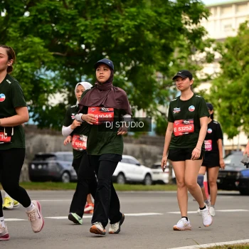 Runner Photo 4155918