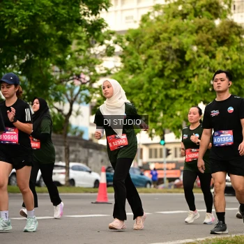 Runner Photo 4155981
