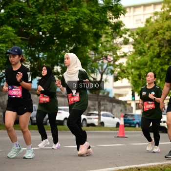 Runner Photo 4155995