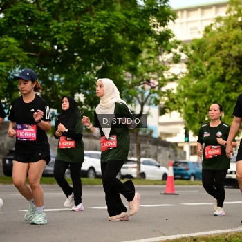 Runner Photo 4155997