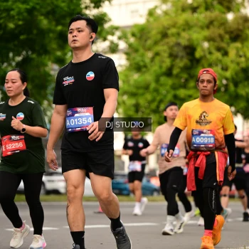 Runner Photo 4156005