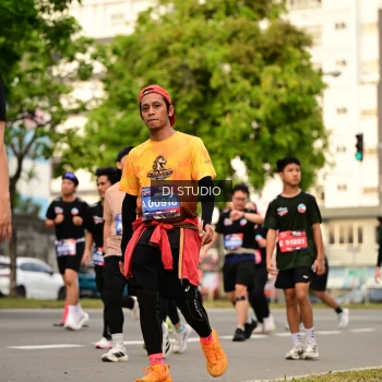 Runner Photo 4156009
