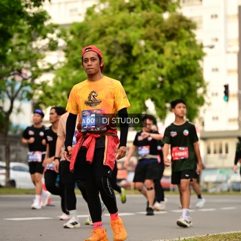 Runner Photo 4156015