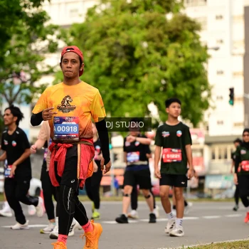 Runner Photo 4156018