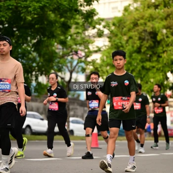 Runner Photo 4156029