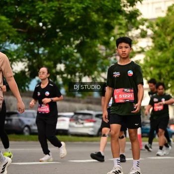 Runner Photo 4156037