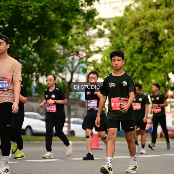 Runner Photo 4156038