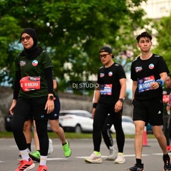 Runner Photo 4156045