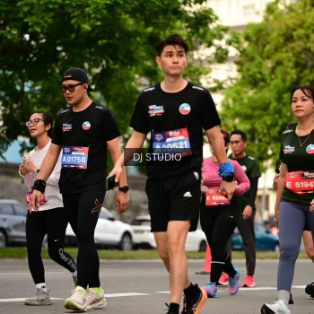 Runner Photo 4156050