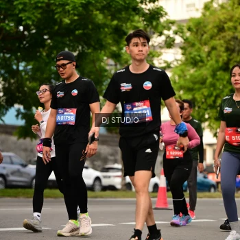Runner Photo 4156052