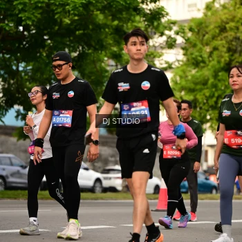 Runner Photo 4156054