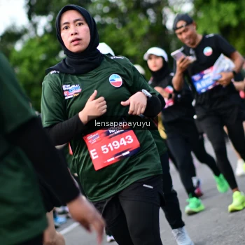 Runner Photo 4156057