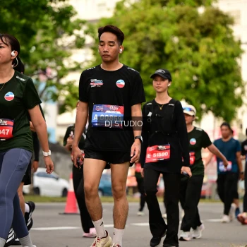 Runner Photo 4156070