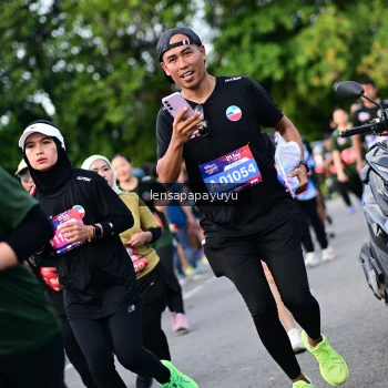 Runner Photo 4156074
