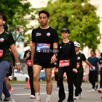 Runner Photo 4156075